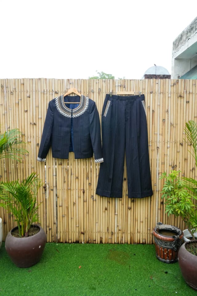 Black Panther Suit-hover