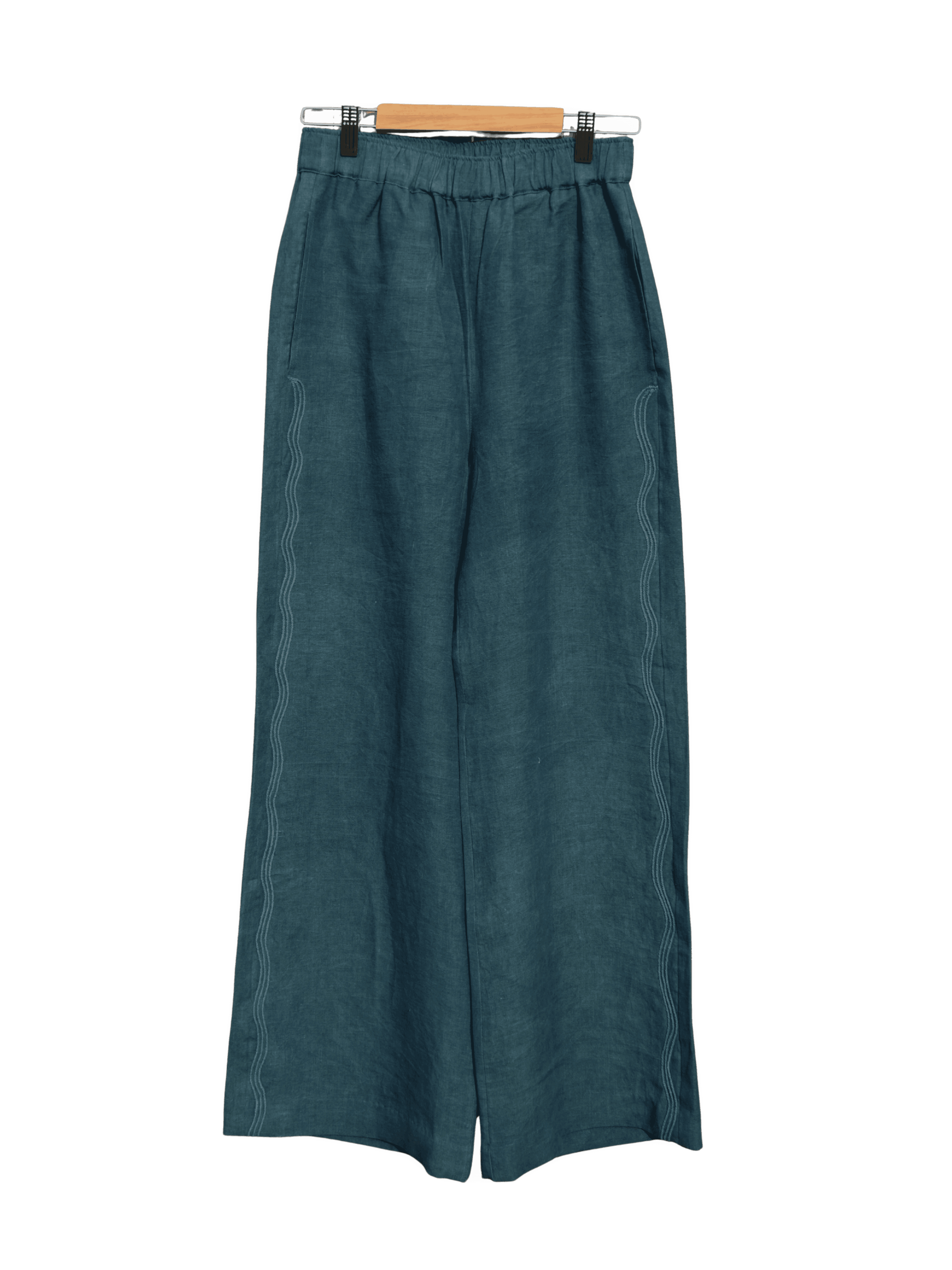 Wide flowing trousers designed to cool the body and soften Pitta’s fiery intensity.